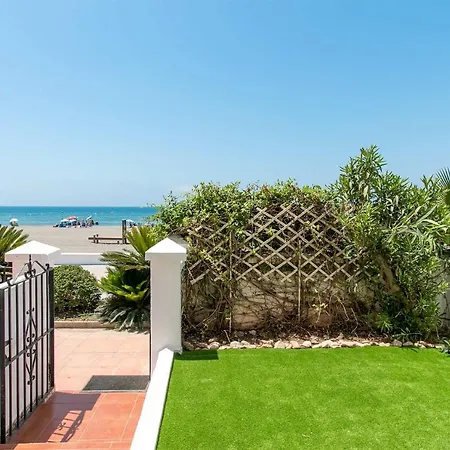 Apartamento Buganvillas Primera Linea De Playa Apartment Malaga